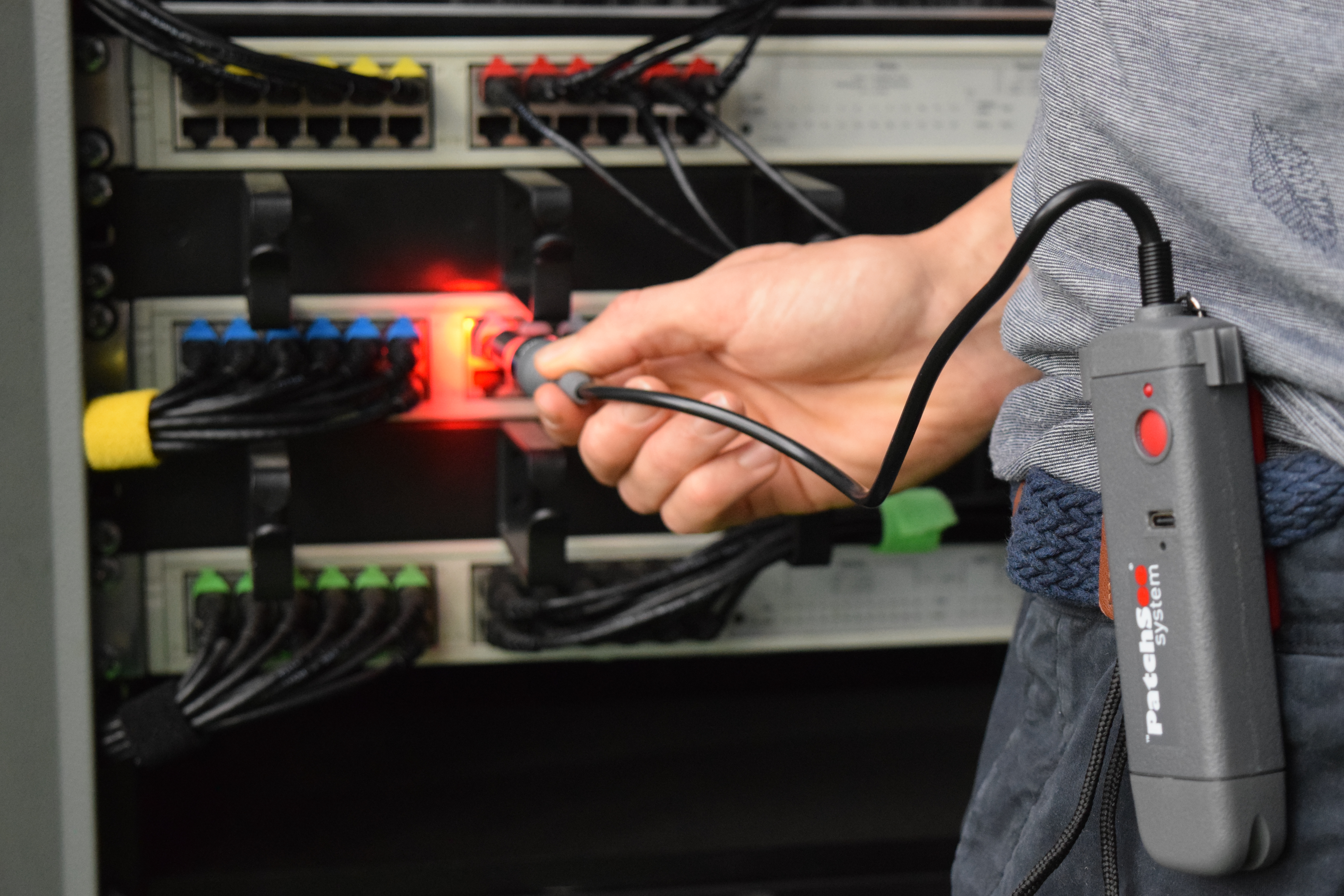 Pro-PatchLight Rouge - Injecteur de lumière + chargeur 220V