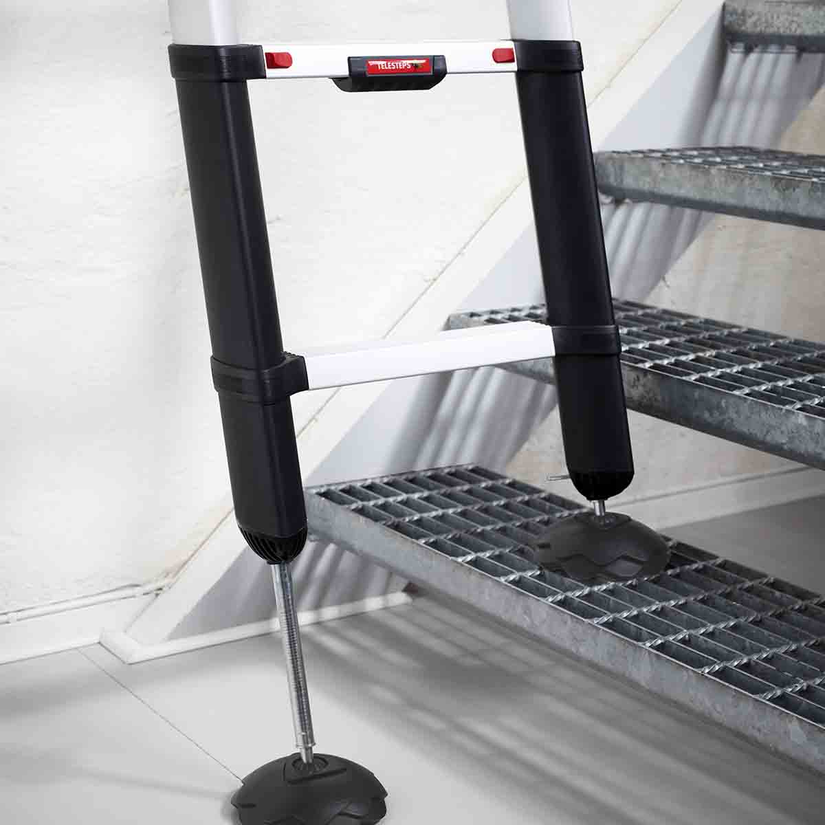 Pied sécu antidérapant ajustable échelle télescopique Xline /Qté 2